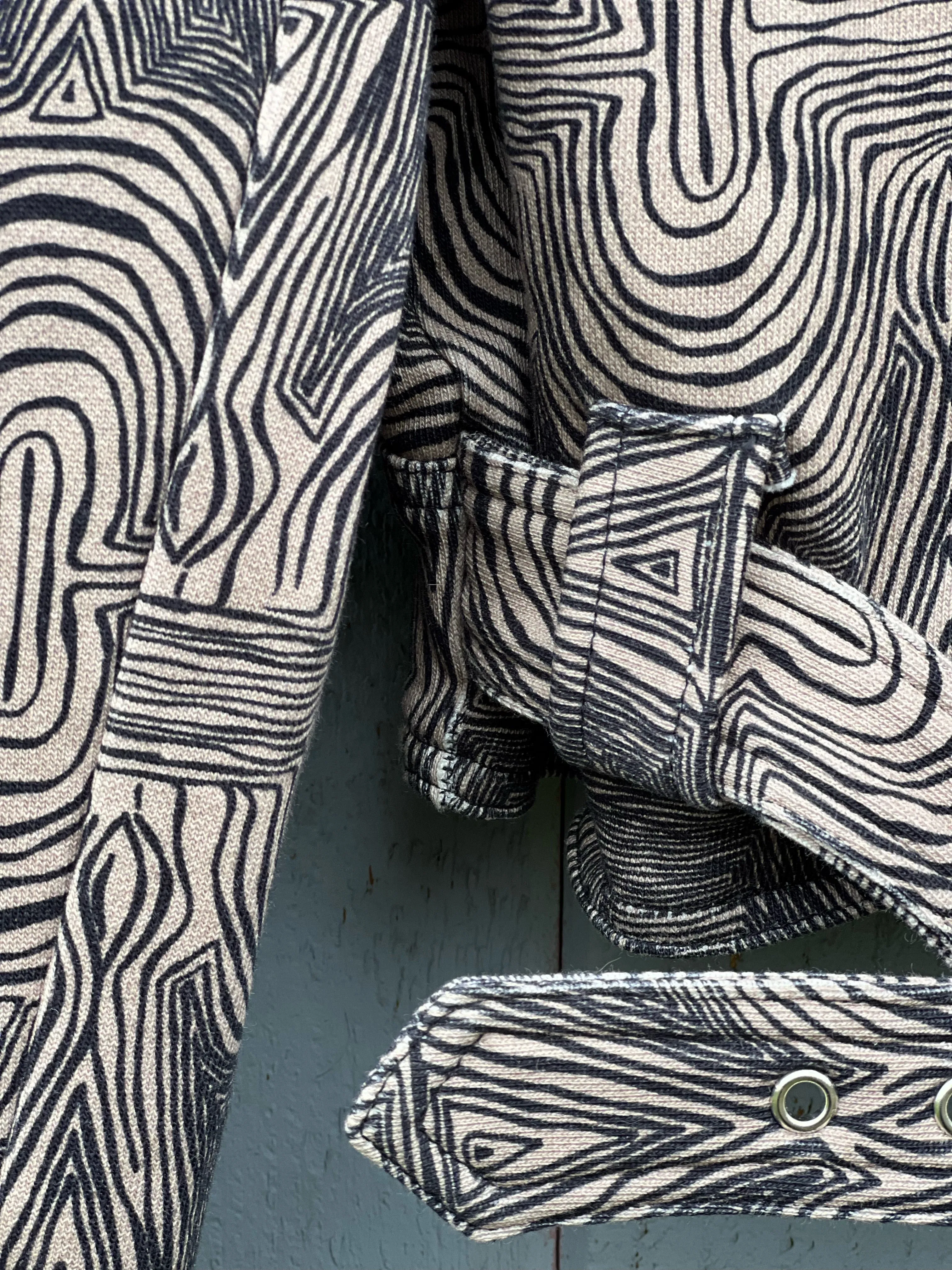 KINGSLEY KNIT MOTO  | BROKER PRINT